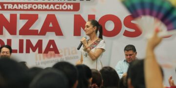 Con la designación de sus coordinadores de campaña por circunscripción, la inminente candidata presidencial de Morena, Claudia Sheinbaum, ha empezado a repartir el pastel para ver si con eso calma a los grupos duros que están moviéndole el piso a quien ella quiere imponer como abanderado para la Ciudad de México, Omar García Harfuch. FOTO: X / Sheinbaum