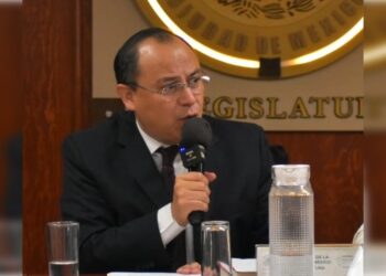 El diputado local Gerardo Villanueva, personero del jefe de Gobierno Martí Batres, optó por el escándalo y el lucro con la tragedia, aunque sea mentira, para ver si logra hacerse de algo de fama en Coyoacán. FOTO: Morena Congreso CDMX