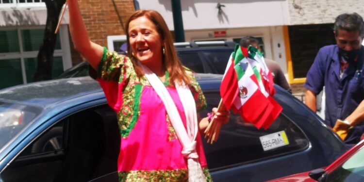 Desde que en 2021 arrasó en el Distrito 10 Federal de la Ciudad de México, en la elección para la diputación, se comenzó a hablar de las posibilidades de que Margarita Zavala fuera postulada como la candidata del PAN a la Jefatura de Gobierno, ya prevista una alianza con el PRI y el PRD. FOTO: X / Margarita Zavala