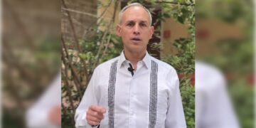 Según Hugo López Gatell, que hoy busca la candidatura de Morena para la Jefatura de Gobierno Hugo López-Gatell, por cada persona “enojada” por su gestión durante la pandemia del Covid-19 hay entre 300 y 500 persona “agradecidas” por su labor desempeñada. FOTO: X / Gatell