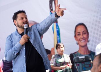 La dirigencia de Morena en la Ciudad de México, que encabeza Sebastián Ramírez, lamentó “el mal momento” que el Frente Amplio por México (PAN, PRI y PRD) está haciendo pasar a la a la alcaldesa de Cuauhtémoc. Sandra Cuevas, luego de que ella acusó de querer excluirla del proceso interno para elegir al candidato de la oposición para la elección del 2024. FOTO: Morena CDMX