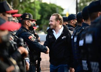 El alcalde de la Benito Juárez y aspirante a la Jefatura de Gobierno, Santiago Taboada obtuvo la licencia de parte del Congreso de la Ciudad de México para dejar su cargo por un periodo de 41 días y buscar la candidatura de la oposición. La separación correrá del 21 de octubre al 30 de noviembre. FOTO: X / Taboada