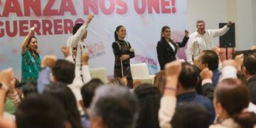 Descarta Sheinbaum favoritismo por Harfuch para candidatura de Morena