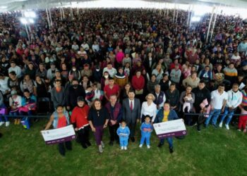 Otorga Batres tarjetas del Programa «Mi beca para empezar» a más de 5 mil beneficiarios de la Alcaldía Tláhuac