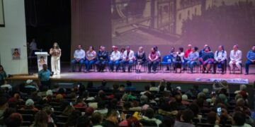 Importante construir una nueva agenda urbana con los sectores de la CDMX: Clara Brugada