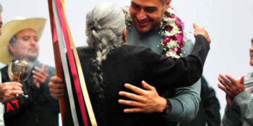 Dan Bastón de Mando a García Harfuch