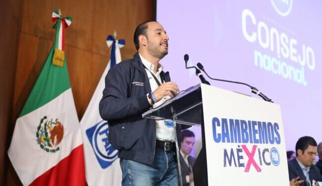 Marko Cortés felicita a Taboada por pedir licencia