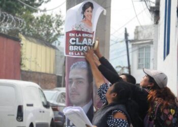 Ciudadano acusa a equipo de Harfuch de agresión por quitar su propaganda