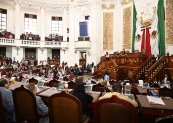 Este lunes, Lía Limón, alcaldesa de Álvaro Obregón, va a informar al Congreso que se separara del cargo durante 15 días para competir en la contienda interna del Frente Amplio por México (FAM) por la candidatura a la Jefatura de Gobierno de la Ciudad de México. FOTO: Congreso CDMX