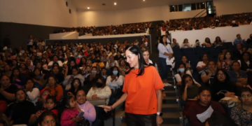“En Álvaro Obregón las mujeres son nuestra prioridad y lo demostramos destinando uno de cada 10 pesos del gasto operativo a ellas. Amor que no se refleja en el presupuesto no es amor", remarcó la alcaldesa Lía Limón. FOTO: Archivo