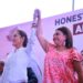 Las precandidatas presidencial Claudia Sheinbaum y a la Jefatura de Gobierno, Clara Brugada, aseveraron que van a ganar la contienda electoral de 2024, porque “juntas somos dinamita: dos mujeres, un camino”. FOTO: Campaña Brugada