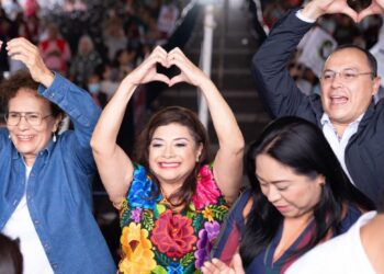 Presume Brugada encuesta en que empata con Harfuch