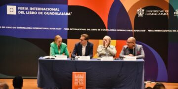 En el evento, el aspirante expuso su visión sobre la problemática que enfrenta la Ciudad de México en áreas clave como la seguridad, la crisis del agua, la movilidad, la salud, medio ambiente, entre otros. FOTO: Campaña Chertorivski