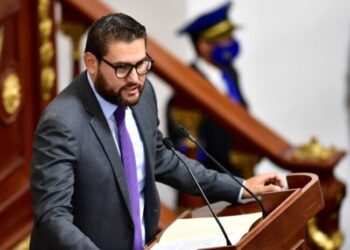  Exigen trabajadores de Fiscalía CDMX mejores condiciones laborales; PAN citará a Godoy a comparecer