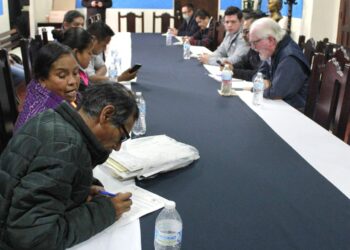 Avanza el diálogo con comerciantes otomíes en Coyoacán.