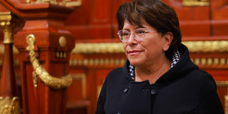 En medio del debate para la ratificación o no de Ernestina Godoy, titular de la Fiscalía General de Justicia de la Ciudad de México (FGJCDMX), la bancada de Morena en el Congreso de la Ciudad de México reconoció la labor de esa dependencia para la “recuperación” de cinco departamentos “en favor de la ciudadanía”. FOTO: Congreso CDMX