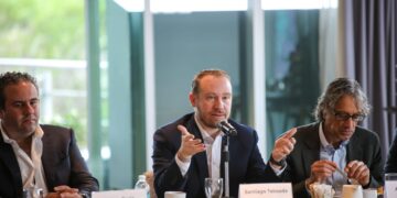 El precandidato de la coalición Va por la Ciudad de México, Santiago Taboada dijo que al margen de la visión que tenga cada partido político y su ideología, la capital del país debería tener un gobierno que sin distinciones del lugar donde se habita atienda las necesidades de la población. FOTO: Campaña Taboada