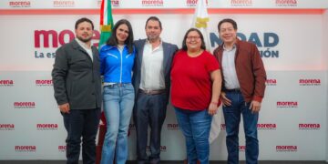 La precandidata de Morena a la Jefatura de Gobierno, Clara Brugada celebró que la exdiputada local Leticia Varela sea quien represente a su partido para competir por la Alcaldía Benito Juárez en la elección del 2024. FOTO: X / Lety Varela