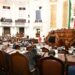 El Congreso local efectuará este miércoles en votación nominal el dictamen que propone la ratificación por cuatro años más de la titular de la Fiscalía General de Justicia de la Ciudad de México, Ernestina Godoy, para lo cual se requieren dos terceras partes de los votos de los legisladores presentes en la sesión. FOTO: Congreso CDMX