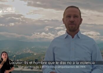 El periodo de precampaña para los aspirantes a la jefatura de Gobierno finaliza y, con ello, una etapa en la que se desplegaron los primeros indicios de lo que será una contienda reñida. Un ejemplo son los spots de Santiago Taboada, precandidato único de la alianza Va por la Ciudad de México. Foto: Spot Santiago Taboada