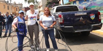 Desde el mes de noviembre de 2022 a la fecha se ha logrado la recuperación en calles y colonias de la demarcación de más de 70 toneladas de cable aéreo en desuso, así lo informó la alcaldesa Lía Limón. FOTO: Especial
