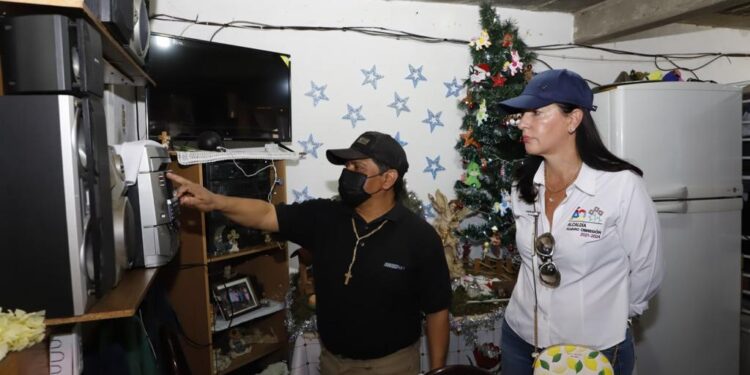 Lamenta Lía Limón que AMLO visite obra del Interurbano sin hablar con afecdados