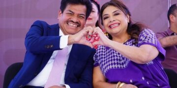 Luego de que Claudia Sheinbaum impuso a Janecarlo Lozano como candidato de Morena a la Alcaldía Gusta A. Madero (GAM), el edil en esa demarcación, Francisco Chíguil, tuvo una extensa reunión con su equipo político –unas 100 personas–, poco después de las 19:00 horas de este jueves. FOTO: Facebook Brugada