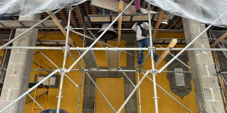 La alcaldía rehabilita tres puntos históricos para la demarcación: el Palacio de Cortés, los Arcos Atriales y el kiosco del Jardín Hidalgo. FOTOS: Especialñ