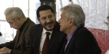 La recién aprobada reforma al Poder Judicial que, entre otras cosas, propone la elección de jueces por voto popular, es un peligro no sólo para el Estado de derecho en México, sino para el mundo, afirmó este miércoles la presidenta de la Asociación Internacional de Abogados (IBA), Almudena Arpón de Mendívil.