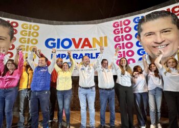 Giovani inicia campaña con respaldo de Taboada
