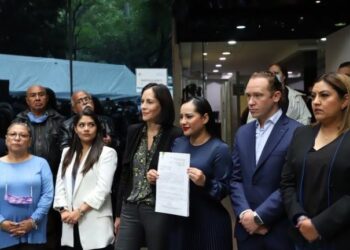 De nueva cuenta Lía Limón y Santiago Taboada van a salvar a Sandra Cuevas de ir a la cárcel, aunque en esta ocasión no lo hayan hecho ellos por voluntad, sino que son utilizados por la ex alcaldesa de la Cuauhtémoc para que la 4T tenga misericordia de ella y le perdone sus pecados. FOTO: Archivo CDMX Magacín