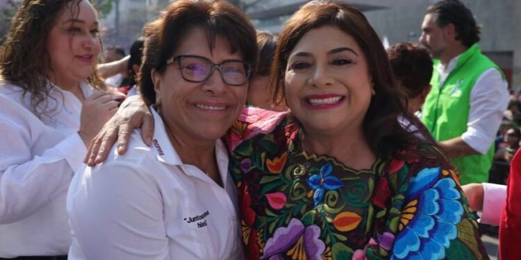 La candidata la Diputación Local por el Distrito 28 en Iztapalapa Martha Ávila, inició su campaña a las 00:00 horas de este 31 de marzo.