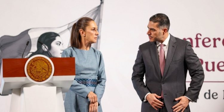 Esto abre la sospecha de que hoy, a nivel federal, el secretario de Seguridad Ciudadana, Omar García Harfuch está haciendo lo que le atribuyeron cuando tuvo el mismo cargo en la capital del país, con Sheinbaum como jefa de Gobierno. FOTO: Cuartoscuro