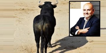 Periodista, cronista y crítico taurino, Édgar Mendoza asevera que la tauromaquia forma parte de la vida cultural de México, por lo que llama a que no desaparezca esa llamada fiesta brava en la capital, porque además implicaría la pérdida de miles de empleos directos. FOTOS: Cortesía / Despositphotos / Édgar Mendoza