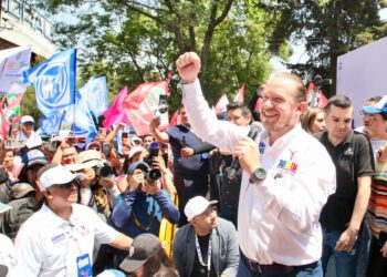 El candidato a la Jefatura de Gobierno por la coalición Va por CDMX, Santiago Taboada, dijo que el llamado “Plan C” de Morena en la Ciudad de México es crisis, caos y corrupción. FOTO: Campaña Taboada
