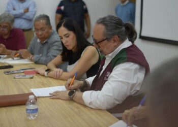 Lía Limón y vecinos afectados por las obras de la Linea 12 del Metro logran que el Gobierno de la Ciudad se comprometa a atender el problema