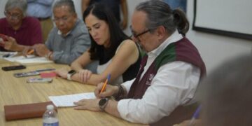 Lía Limón y vecinos afectados por las obras de la Linea 12 del Metro logran que el Gobierno de la Ciudad se comprometa a atender el problema