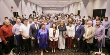 la candidata morenista destacó  su compromiso de construir la Utopía de la Central de Abasto, que proporcione servicios de cuidado, recreación y de atención a la problemáticas sociales para esta ciudad comercial, la cual contará  con el Sistema Público de Cuidados.