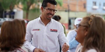 Ulises Labrador, candidato a diputado federal de Morena, ofreció constitucionalizar los beneficios sociales para asegurar un mínimo de bienestar sustentable a largo plazo, propuesta que se alinea con los ejes de la candidata a la Presidencia, Claudia Sheinbaum. FOTO: Especial