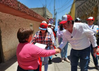 Además se invirtieron 13 millones de pesos para la construcción del Centro de Comando y Control (C2) al que se encuentran conectadas 800 cámaras de video vigilancia localizadas estratégicamente en los pueblos y colonias de La Magdalena Contreras. FOTOS: Especial