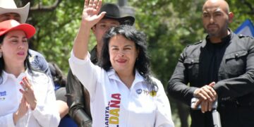 Tal pareciera que en Morena no entienden la ecuación: los empresarios generan riqueza, dinero, empleos, y de ahí se pagan los impuestos que luego sirven para el gasto público, incluidos todos los programas sociales usan para presionar a los ciudadanos y así voten por ello el 2 de junio. FOTO: Especial