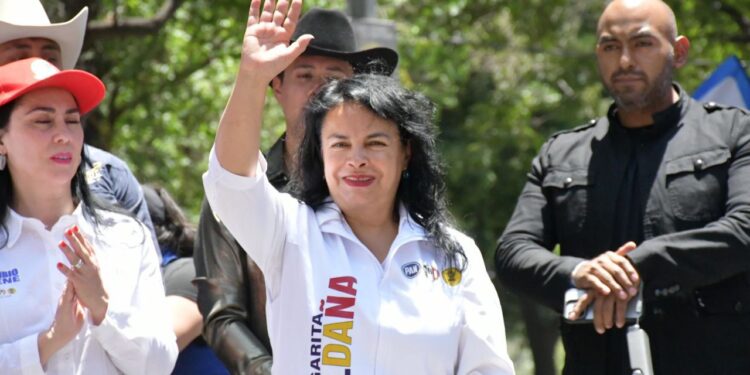 Tal pareciera que en Morena no entienden la ecuación: los empresarios generan riqueza, dinero, empleos, y de ahí se pagan los impuestos que luego sirven para el gasto público, incluidos todos los programas sociales usan para presionar a los ciudadanos y así voten por ello el 2 de junio. FOTO: Especial