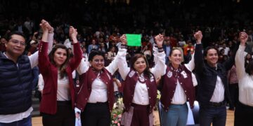 Parte de los problemas y desafíos que hoy tiene la CDMX podrían atenderse a través de tecnología desarrollada por el Instituto Politécnico Nacional (IPN), dijo Clara Brugada, aspirante a la Jefatura de Gobierno de la Ciudad de México por el bloque “Sigamos haciendo historia”. FOTO: Especial