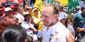 El candidato opositor Santiago Taboada va a ganar la Jefatura de Gobierno con poco más de 2.83 millones de votos, con una participación el 73.1% de la Lista Nominal de Electores, según la proyección de escenarios de "Ciber Darwin”, difundida en “La Carpeta Púrpura" FOTO: Especial