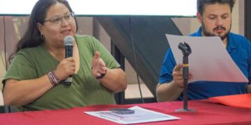 Lo que ocurrió al final de cuentas con el cómputo para la elección de alcaldesa de la Cuauhtémoc exhibió que el presidente de Morena en la Ciudad de México, Sebastián Ramírez y la secretaria general Citlalli Hernández sólo andan haciendo ruido a ver si pepenan algo más, incluso con lujo de violencia. FOTO: Especial