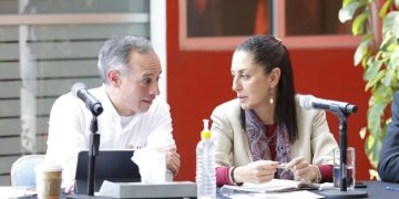 El pleito entre ambos no fue abierto, sino soterrado. Gente allegada a Sheinbaum y ella misma con el presidente López Obrador criticaba la negligencia de Gatell, pero él se desquitó después porque filtró que sin el menor fundamento científico, Sheinbaum usó un fármaco no autorizado por la Organización Mundial de la Salud (OMS) contra el covid. FOTO: Archivo GCDMX