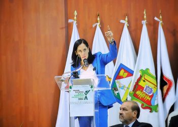 Al mismo tiempo, Lía Limón hizo hincapié en que hay una constante, se trata de un gobierno obligado a una atención de gran intensidad y a tener un vínculo directo con los gobernados, a diferencia de los otros niveles de gobierno.