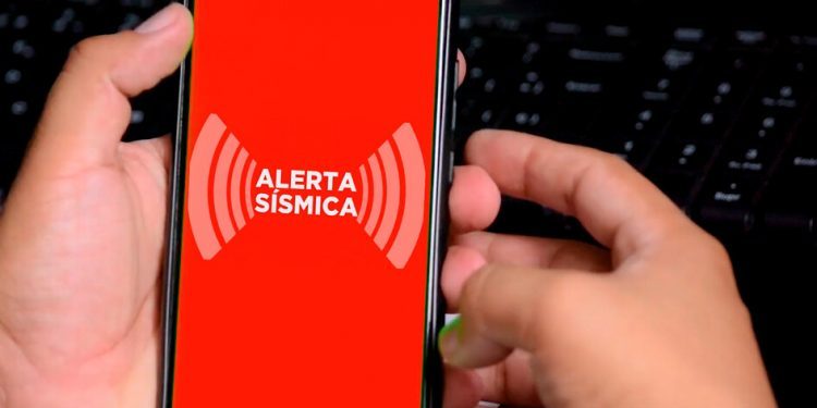 Está todo listo para prueba de Alerta Sísmica para celulares este lunes a las 11:00 horas