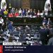 Fueron 86 votos a favor y 41 en contra, lo que equivale al 67.7%, apenas por encimita del 66.6% que representan las dos terceras partes de los votos. Hay que señalar que el senador campechano de MC, Daniel Barreda fue quien no asistió a la sesión, bajo el argumento de que había sido retenido por las autoridades ministeriales de su entidad. FOTO: Pantalla
