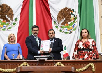La primera: que la jefa de Gobierno, Clara Brugada desdeñó al Congreso de la Ciudad de México doblemente porque no acudió a entregar personalmente su Primer Informe ni a la toma de protesta de jueces y magistrados. FOTO: Especial
